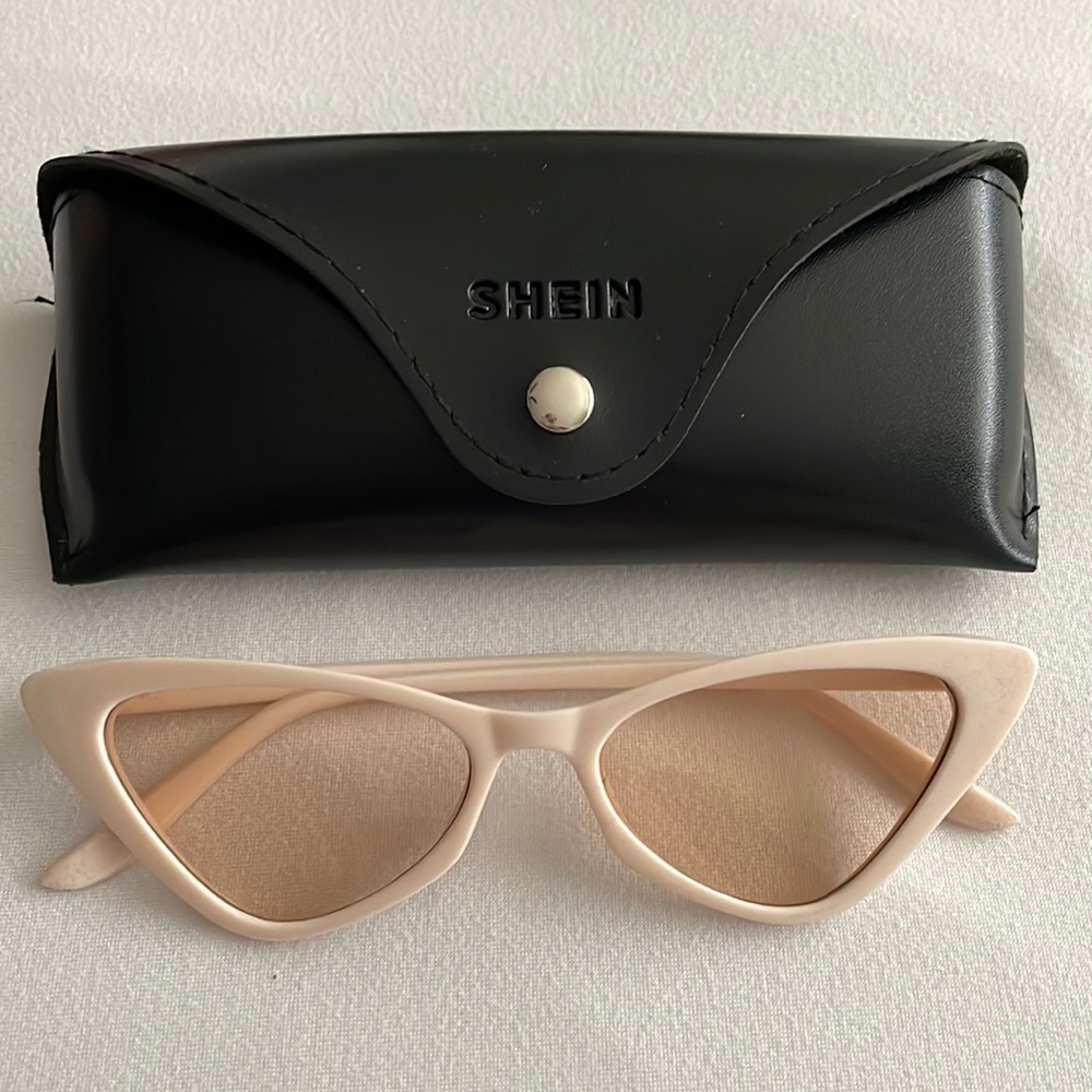 SHEIN 90s sunglasses cream